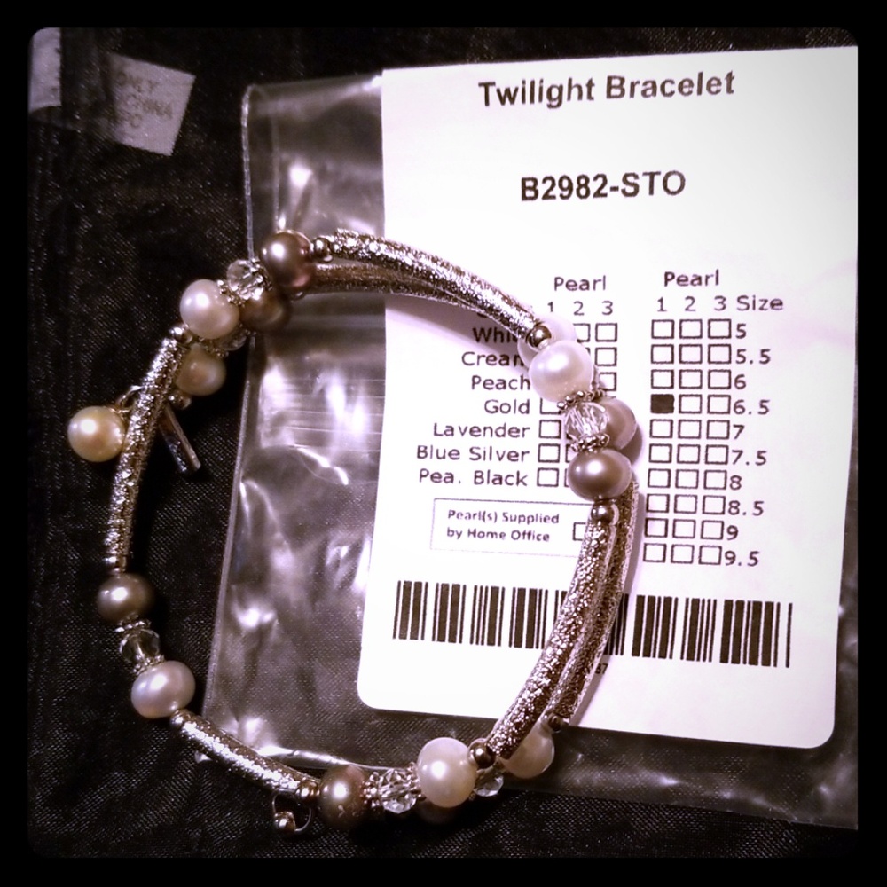 Vantel pearl bracelet